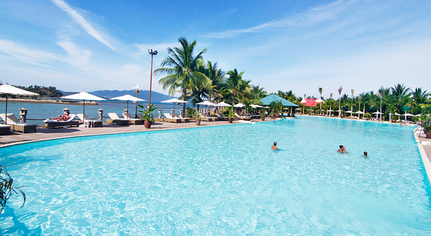 Diamond Bay Resort & Spa